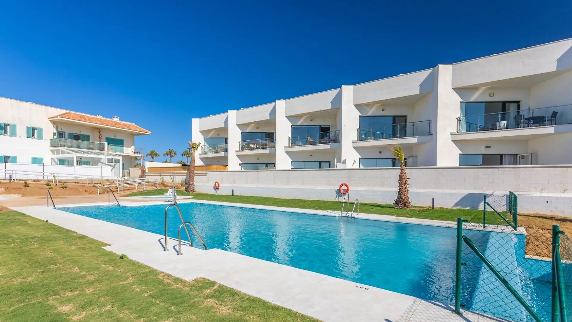 Large Garden With Countryside Views, Pool & Wifi Apartment Tarifa