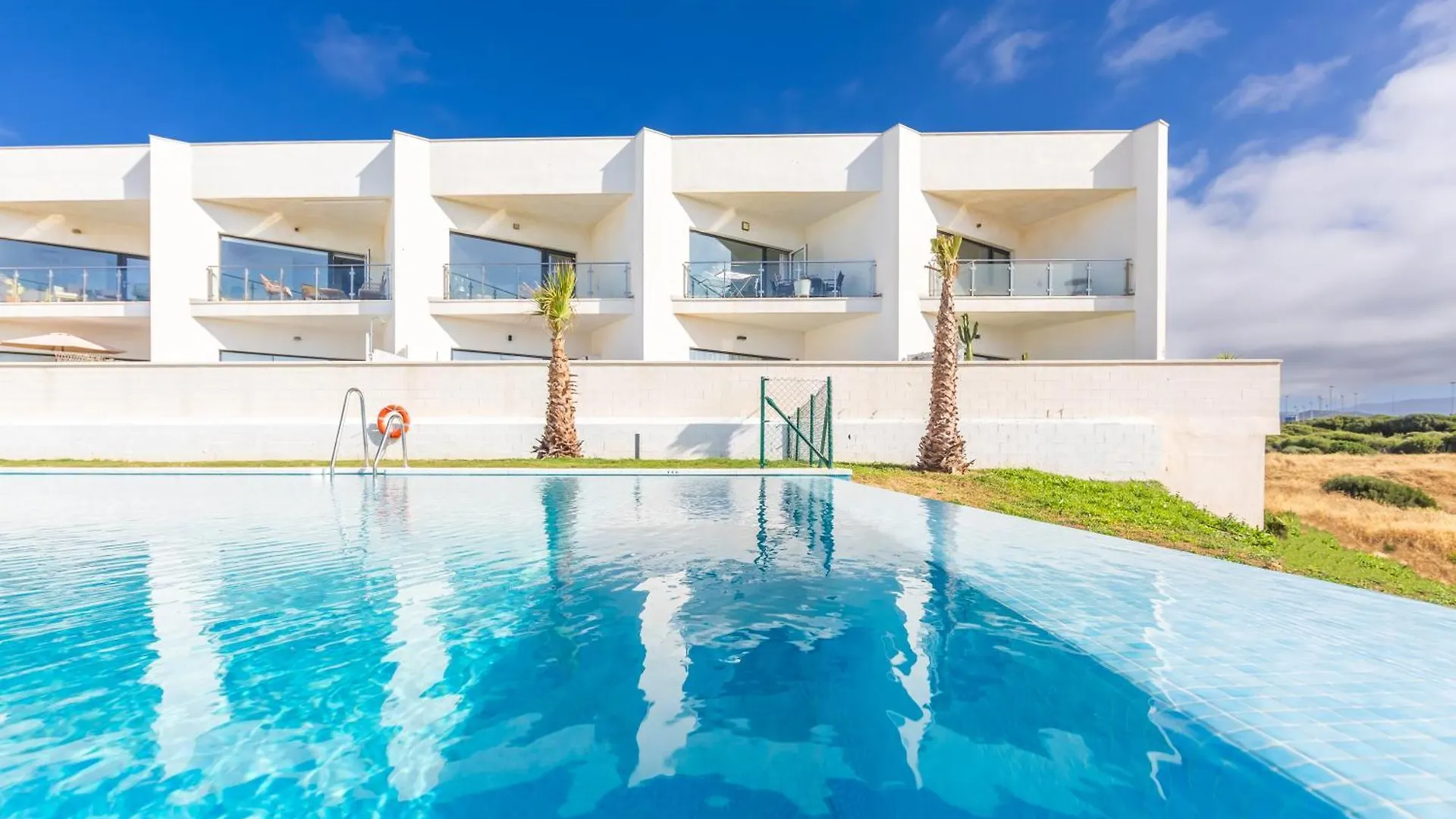 Large Garden With Countryside Views, Pool & Wifi Apartment Tarifa