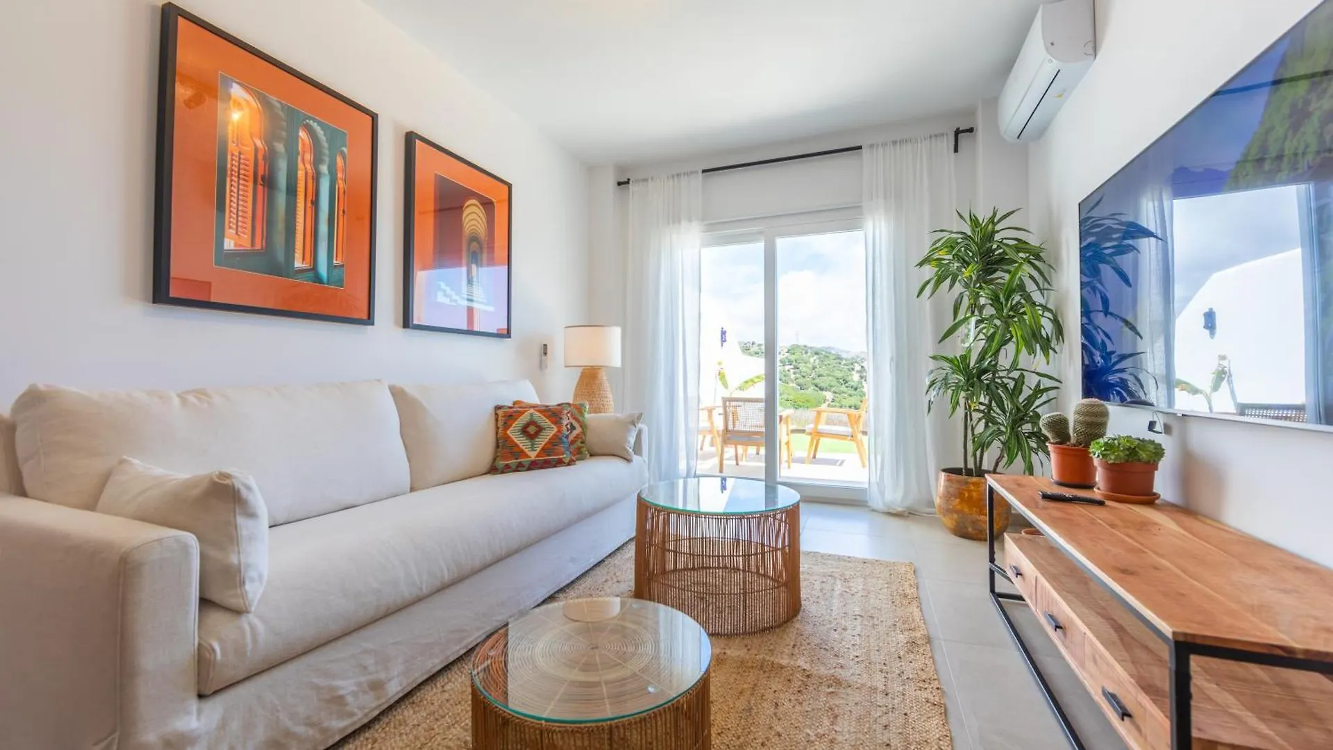 Large Garden With Countryside Views, Pool & Wifi Apartment Tarifa Spain