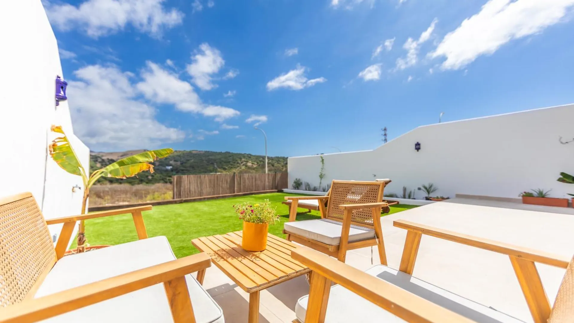 Large Garden With Countryside Views, Pool & Wifi Apartment Tarifa Spain