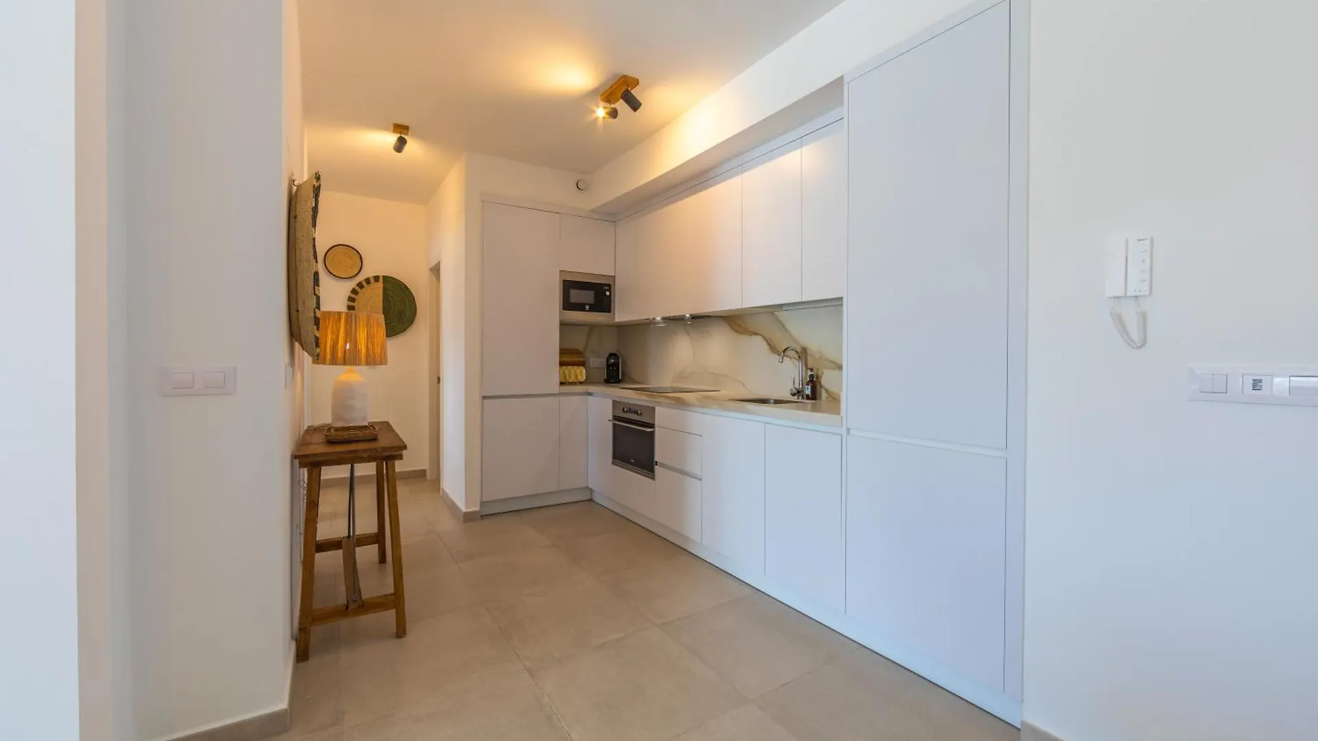 Large Garden With Countryside Views, Pool & Wifi Apartment Tarifa